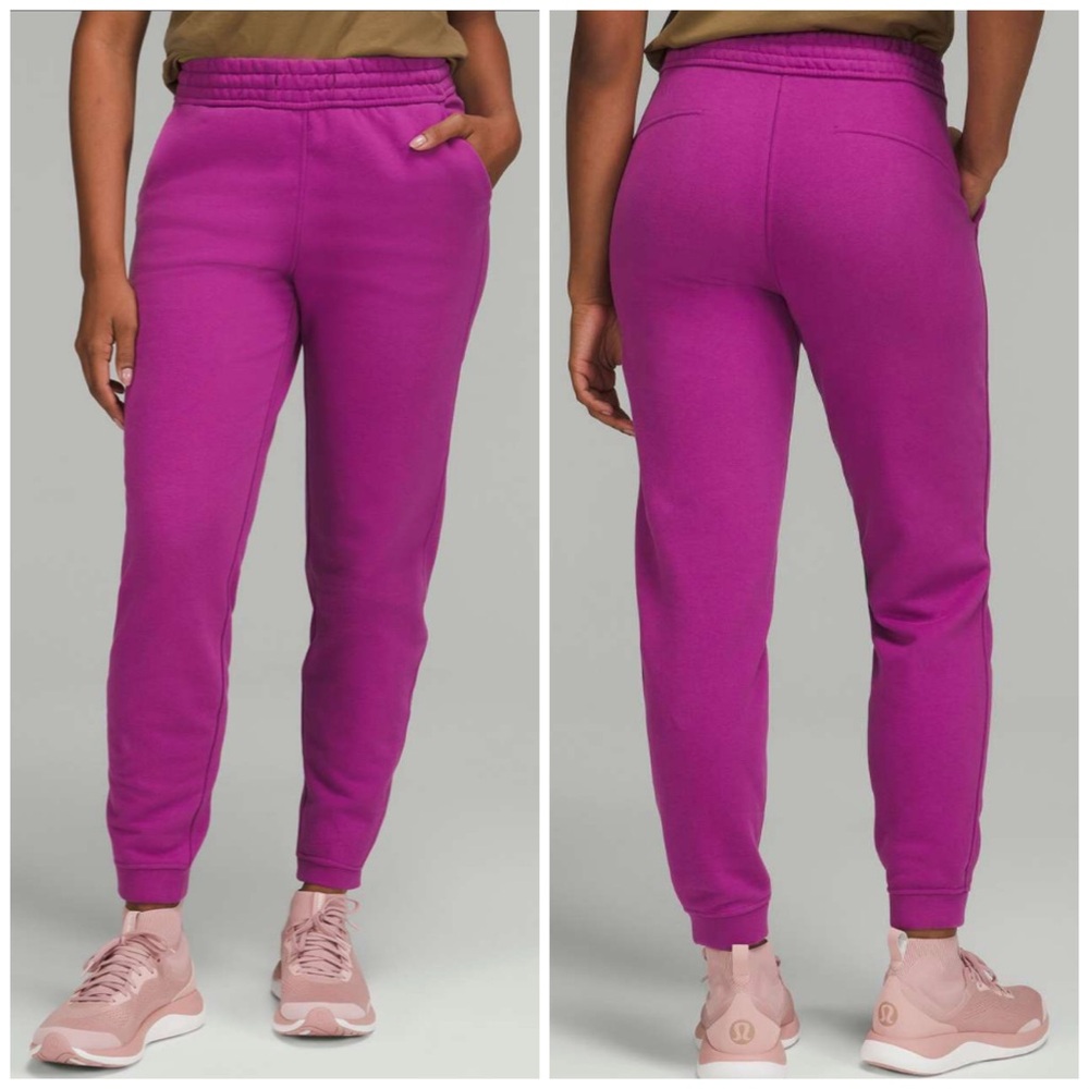 Lululemon Loungeful High-Rise Jogger Vivid Plum Purple sweatpants Size 2 NWT 💜✨